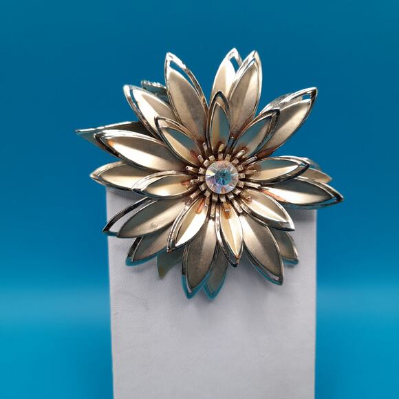 Vintage Gold Tone Flower Brooch, AB Rhinestone, 1960s, 2 3/8 Inch - Picture 9 of 10